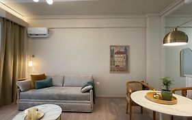 Syntagma Hideaway Luxury Apt